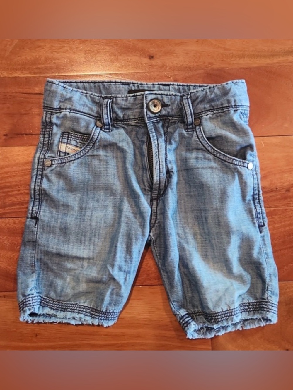 DIESEL LIGHT DENIM WASHED BABY SHORTS WITH INSIDE ADJUSTABLE WAIST SIZE 24M